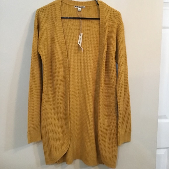 Sweaters - Long Mustard Sweater Size Medium